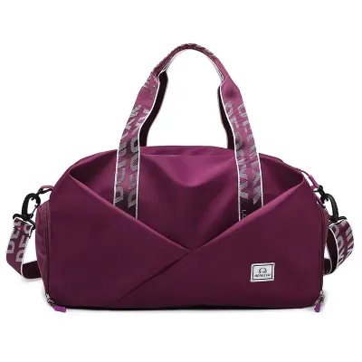 LARGE CAPACITY TRAVEL BAG